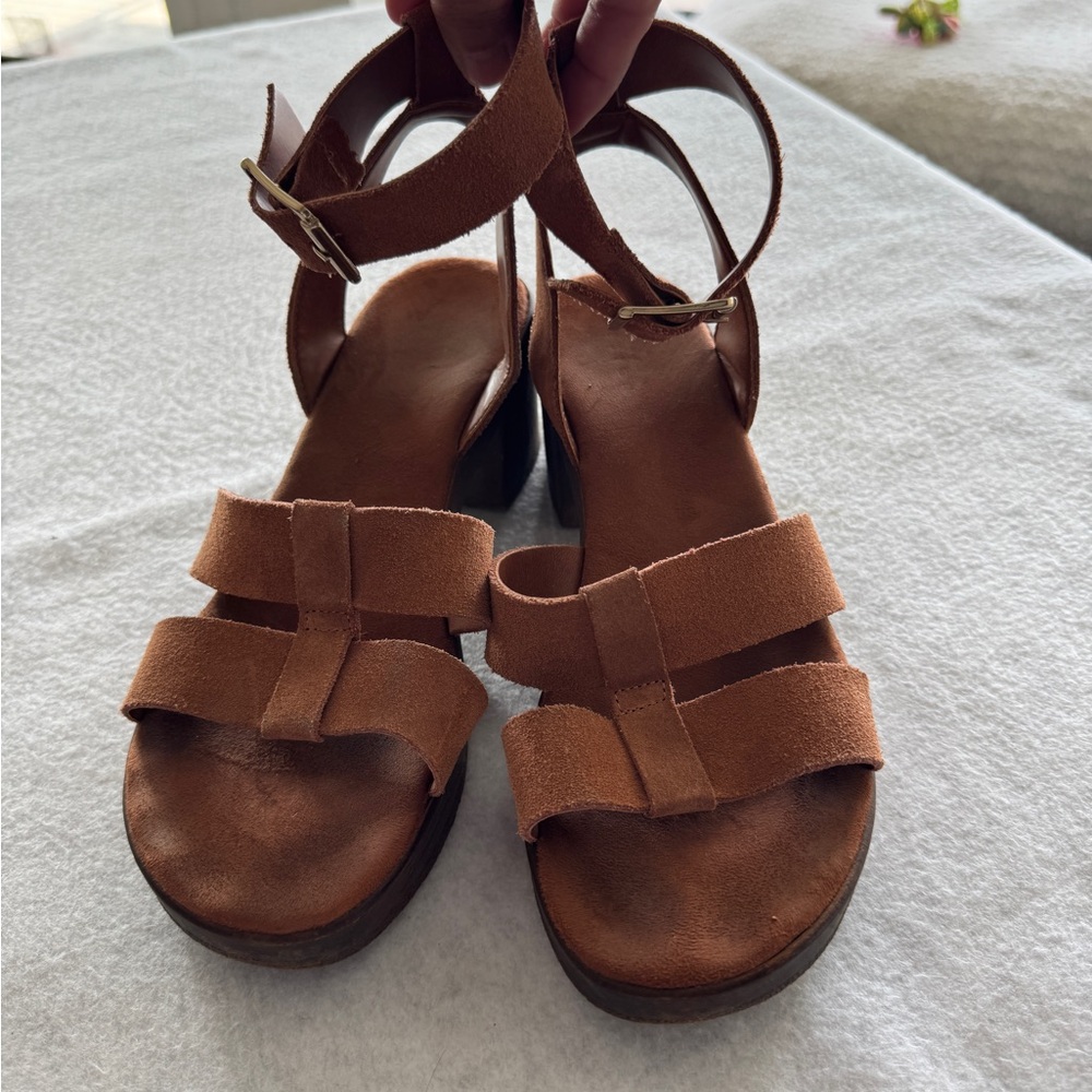 Brown Strappy Women's Sandals